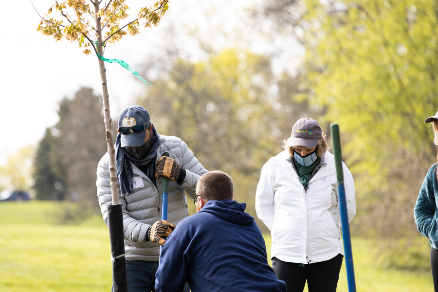 LifeCenter-TreePlanting-121