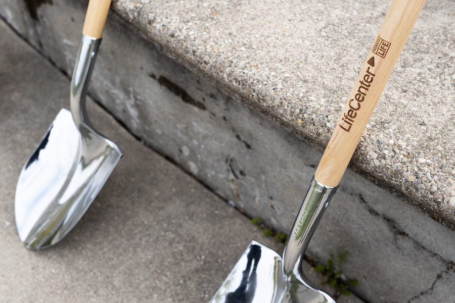 LifeCenter-TreePlanting-38